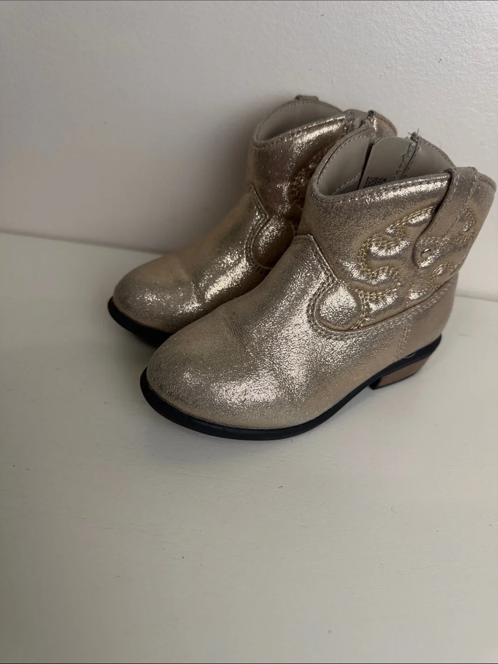 (2288) Cat & Jack Girls Metallic Gold Glitter Ankle Cowboy Boots, Size: 8